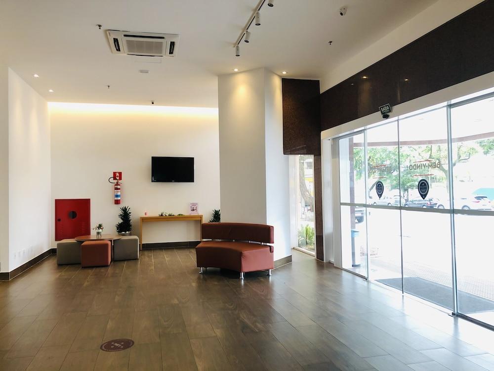 Ibis Vitoria Praia Do Canto Екстериор снимка